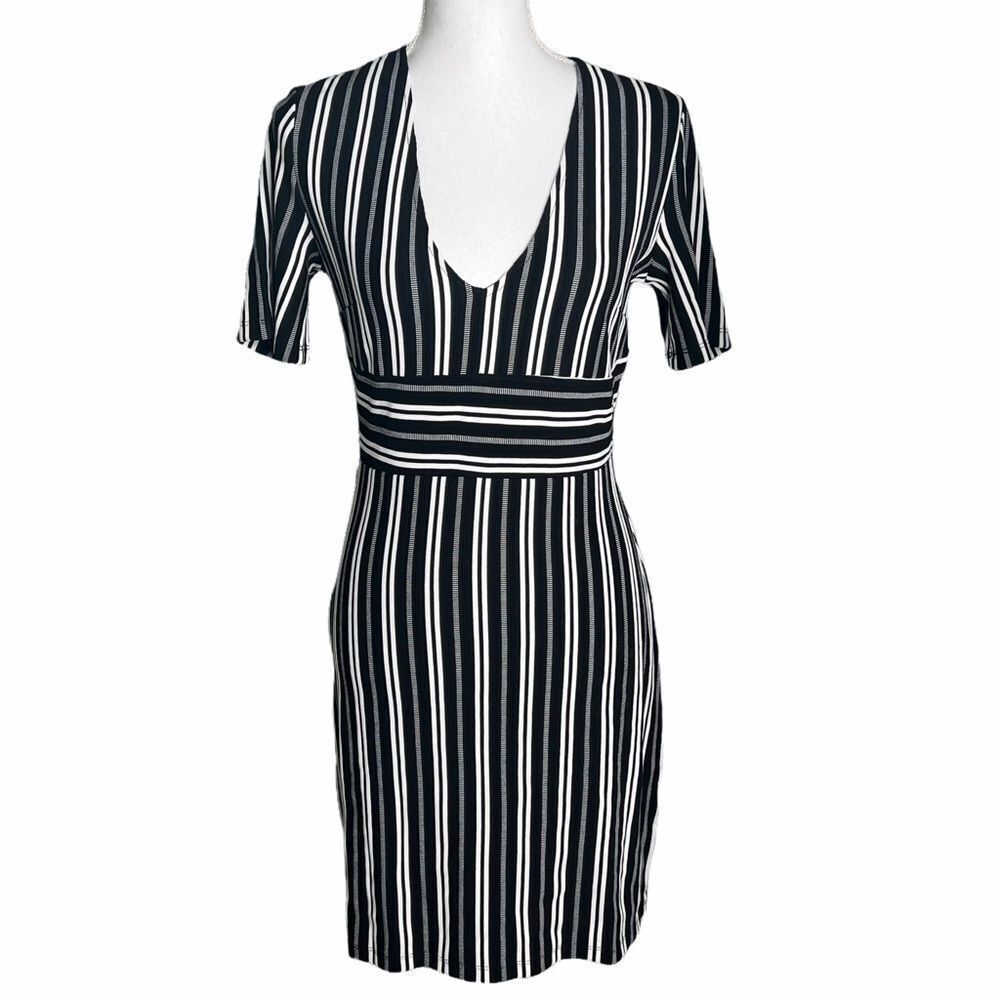 NWT NSR black and white dress - medium